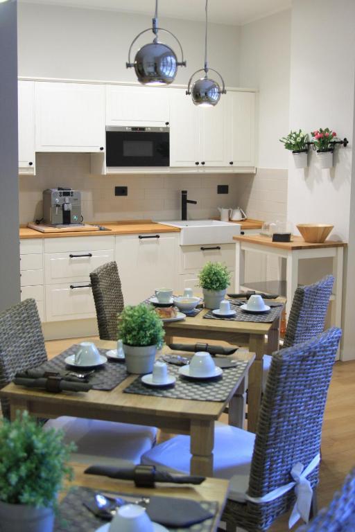 Delle Vittorie Luxury Rooms&suites Bed & Breakfast 2*